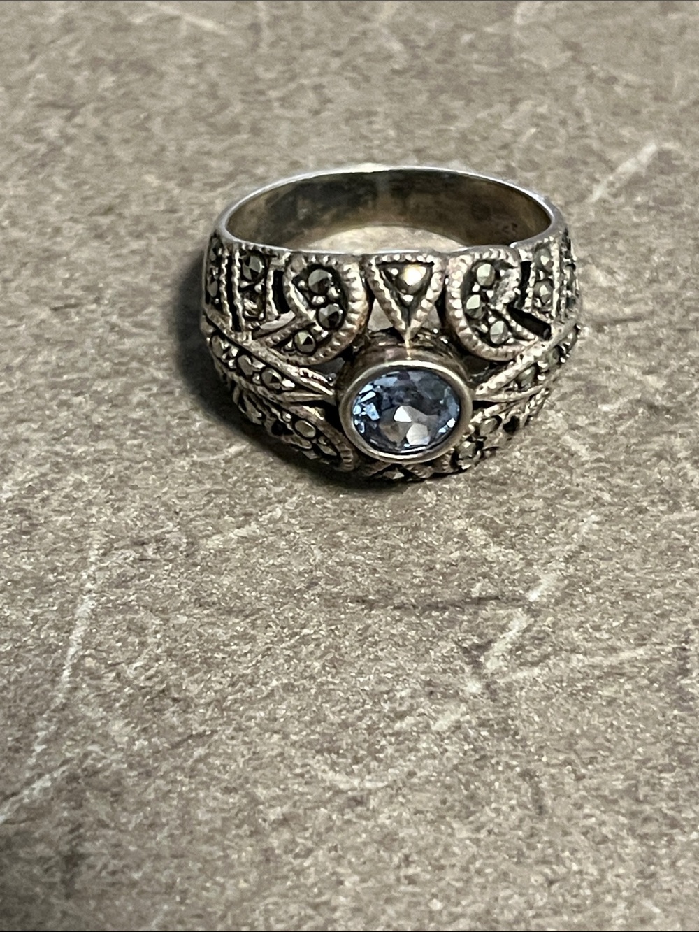 Sterling Silver Blue Stone Filigree Cocktail Ring- marked 925 inside band Sz 7